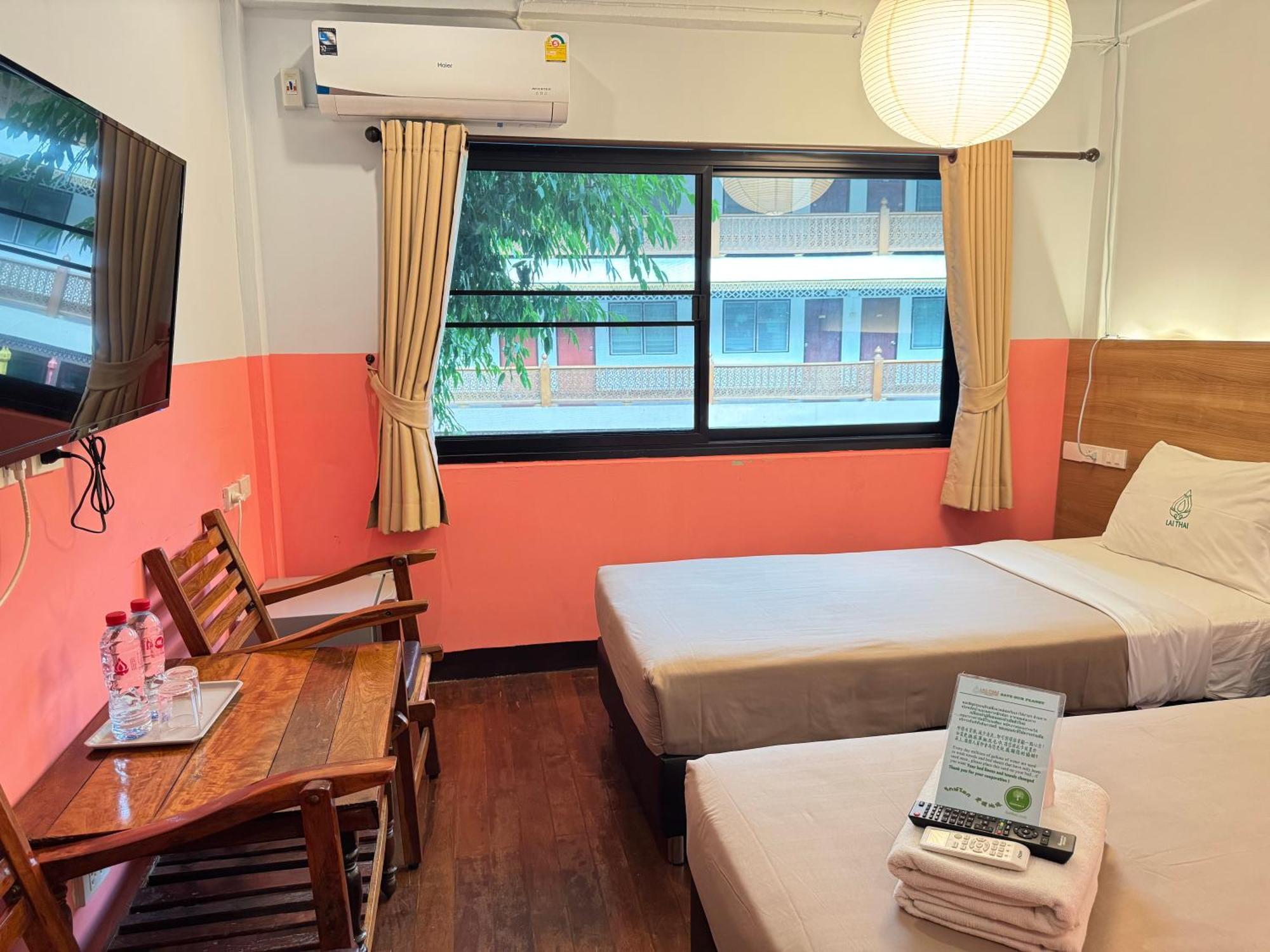Collection O Khu Mueang Near Tha Phae Gate Formerly Lai Thai Guesthouse Chiang Mai Exterior photo
