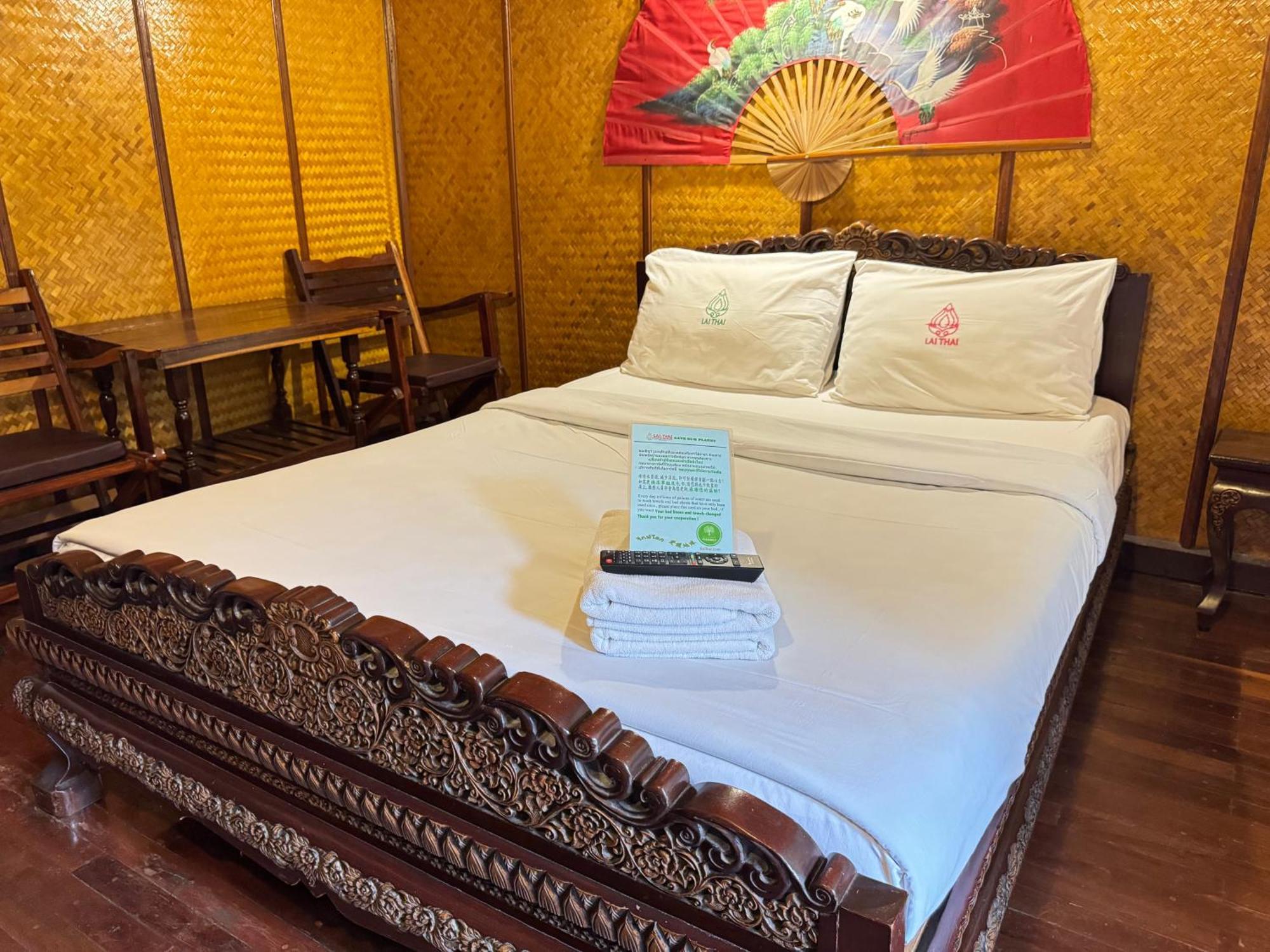 Collection O Khu Mueang Near Tha Phae Gate Formerly Lai Thai Guesthouse Chiang Mai Exterior photo