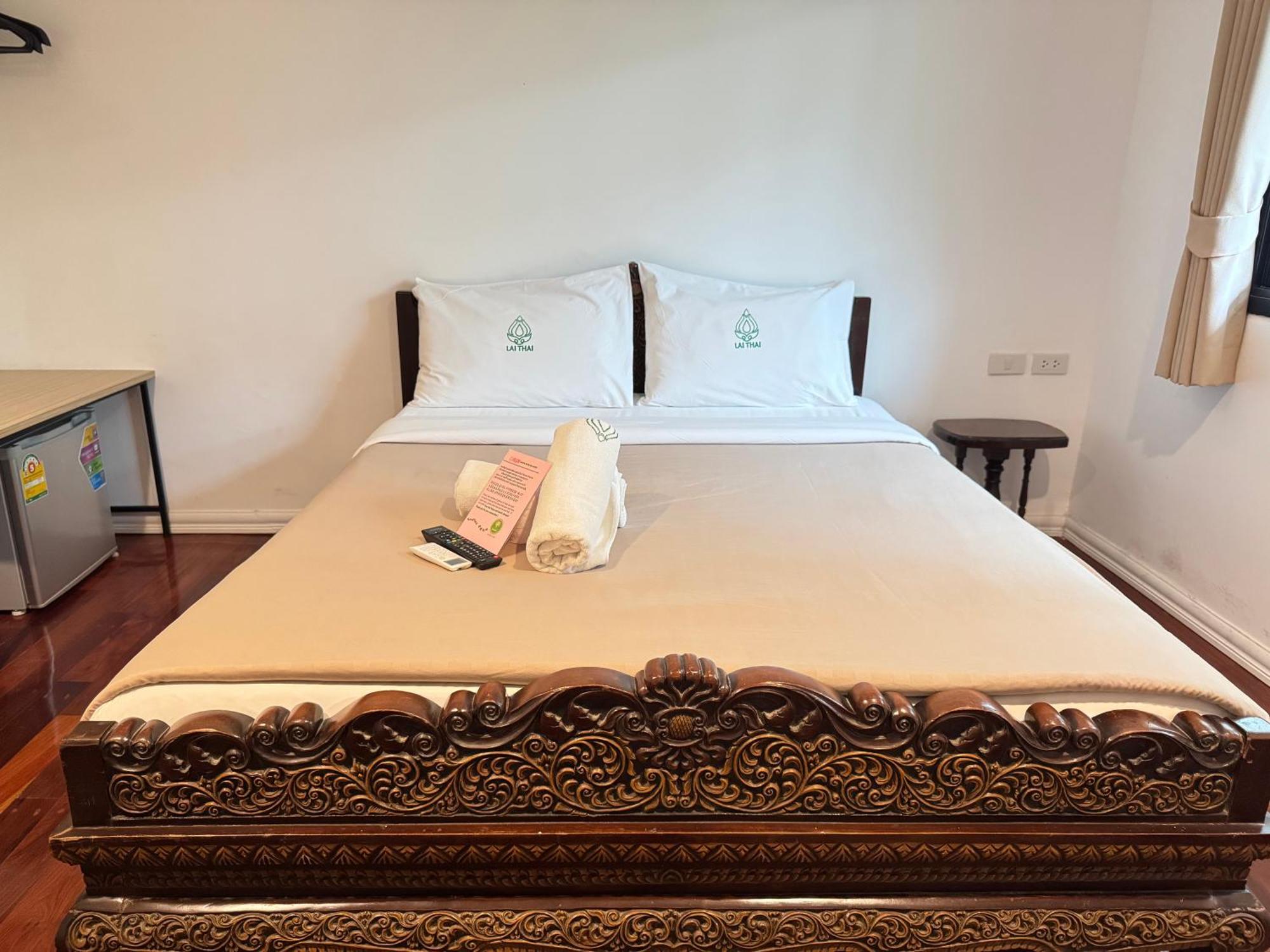 Collection O Khu Mueang Near Tha Phae Gate Formerly Lai Thai Guesthouse Chiang Mai Exterior photo